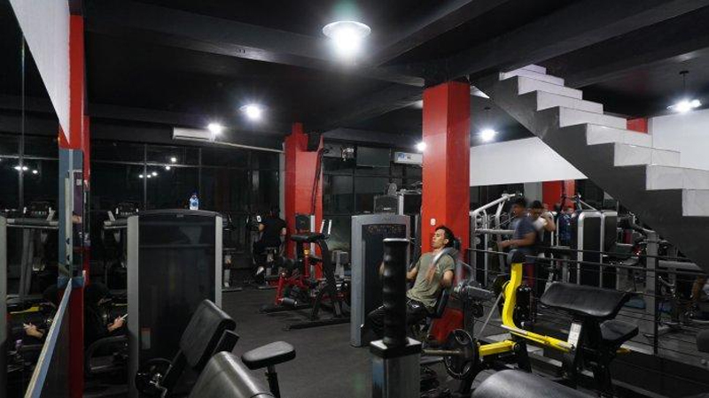 Gadget Pendukung GYM 2025:  Tingkatkan Performa dan Motivasi Anda!